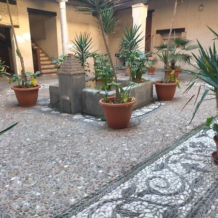 Abadia Suites Гранада Экстерьер фото